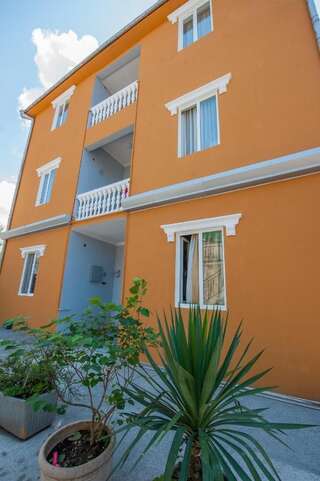 Отель HOTEL COSMOS Батуми-0